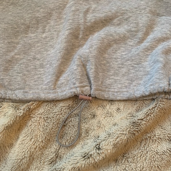 Pink Republic drawstring sweatshirt - Picture 5 of 6